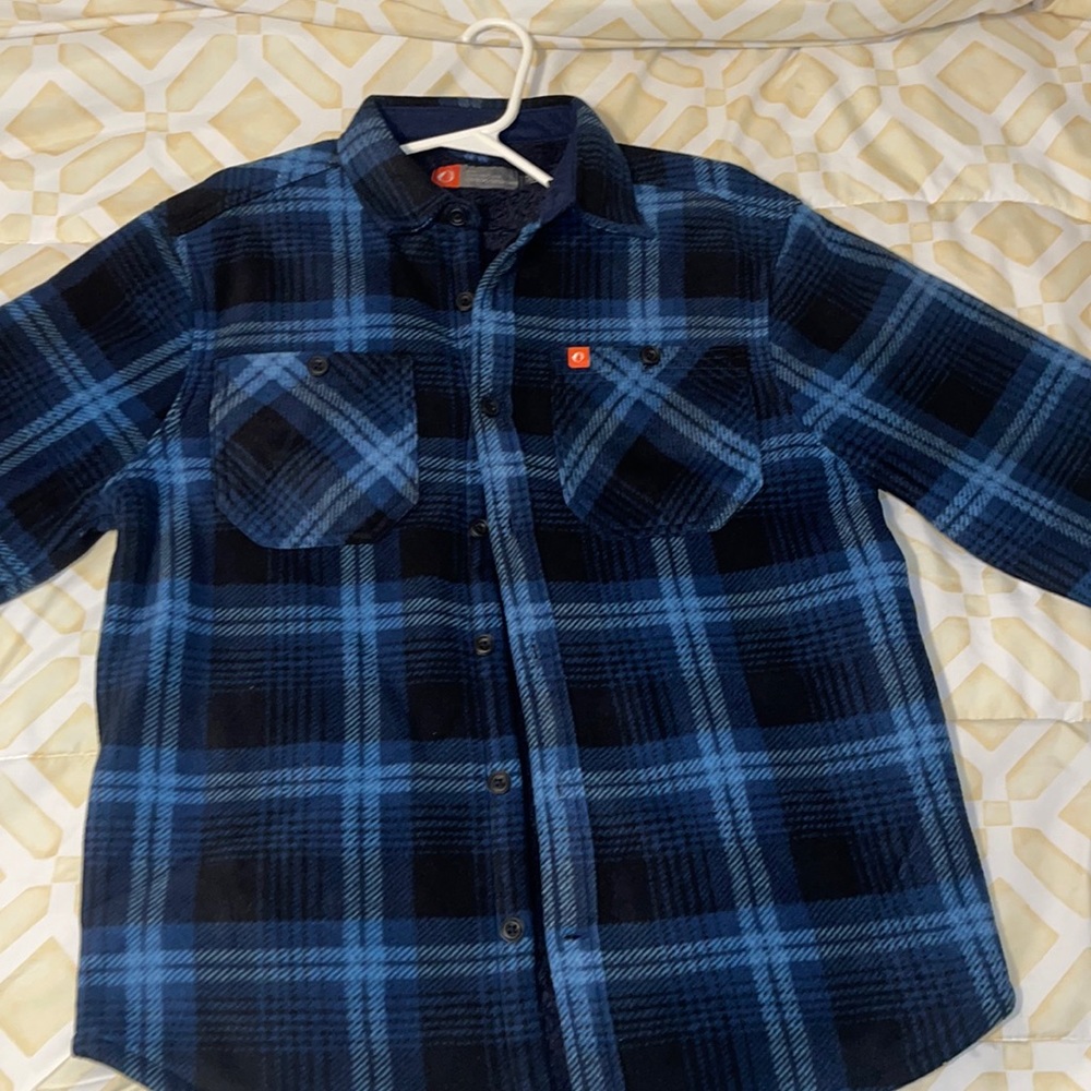 The American Outdoorsman fuzzy flannel - Size small (men)